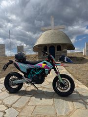 KTM 690 SMC R 2023-thumb-6