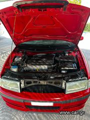 Skoda Octavia 2004-thumb-6