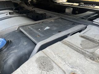 Volvo 2016 FH4-thumb-3