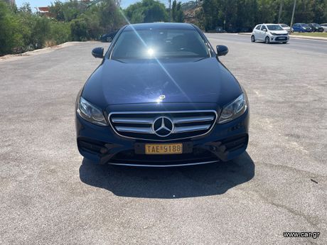 Mercedes-Benz E 220 '18 AMG