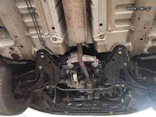 Citroen C3 2018 Pure Tech Graphic 1.2-thumb-27
