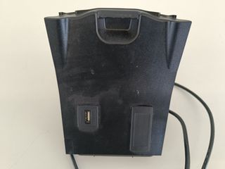 mercedes-benz γνήσια βάση με usb hub, θέση μεσα στον τεμπέλη για ntg5s1 audio 20 comand w176 w246 w242 cla c117 x156 x117