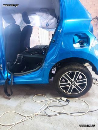 Suzuki celerio άξονας πίσω