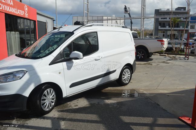 Ford Transit Courier 2018