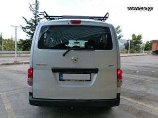 Nissan Evalia 2015-thumb-5