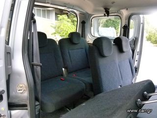 Nissan Evalia 2015-thumb-12