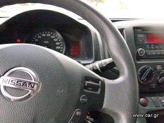 Nissan Evalia 2015-thumb-26