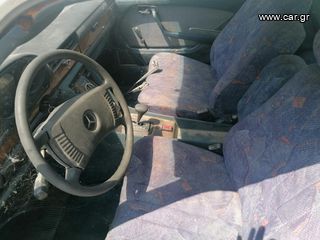 Mercedes-Benz 280 1978-thumb-11