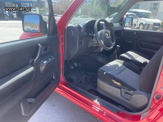 Suzuki Jimny 2010-thumb-12