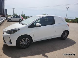 Toyota Yaris 2019 VAN 1,5 BENZINA-thumb-2