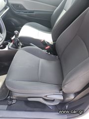 Toyota Yaris 2019 VAN 1,5 BENZINA-thumb-8