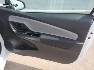 Toyota Yaris 2019 VAN 1,5 BENZINA-thumb-22