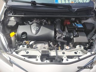 Toyota Yaris 2019 VAN 1,5 BENZINA-thumb-24