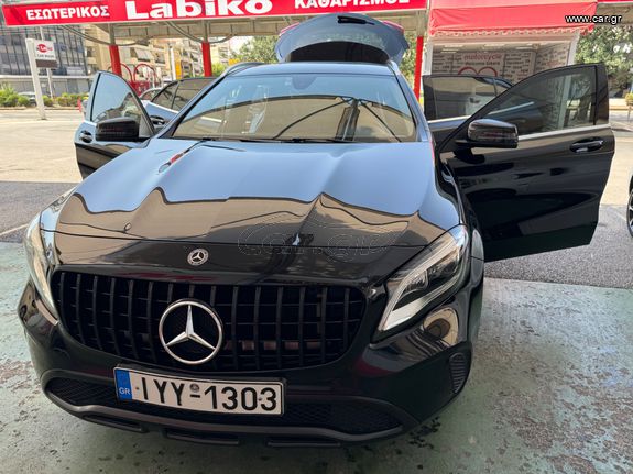 Mercedes-Benz GLA 200 '19 Urban