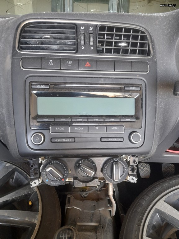 CD.........