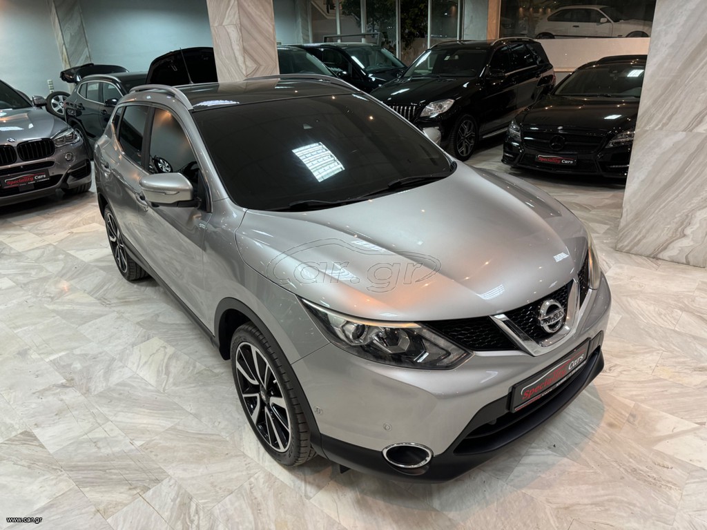 Nissan Qashqai '15 TECHNA-FULL EXTRA!