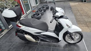 Piaggio Beverly 400 2023 ΣΗΜΑ 2026 ΠΛΗΡΩΜΕΝΟ-thumb-3