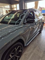 Hyundai Tucson 2021+ Σκαλοπάτια εργοστασιακού τύπου χωρίς πατέντες τρυπήματα