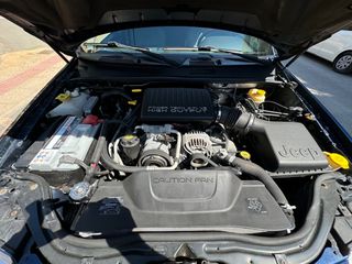 Jeep Grand Cherokee 2004 OVERLAND-thumb-17