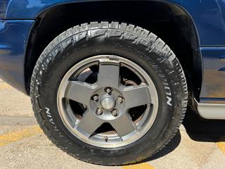 Jeep Grand Cherokee 2004 OVERLAND-thumb-18