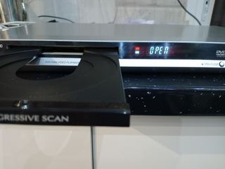PANASONIC-S29 DVD/CD PLAYER-thumb-2