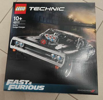 Lego technic Doms Dodge Charger 42111