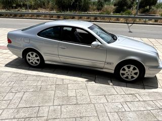 Mercedes-Benz CLK 200 2003 KOMPRESSOR-AVANGARDE