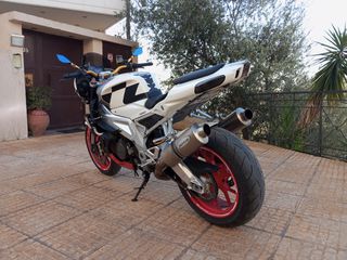 Aprilia Tuono 1000 R 2008 ITALY SPECIAL EDITION-thumb-16