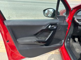 Peugeot 208 2016 ALLURE-thumb-11