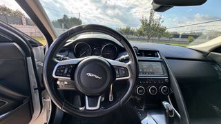 Jaguar E-Pace 2019 2.0 DIESEL-thumb-14