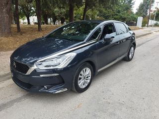 DS DS5 '15 Κομπακτ