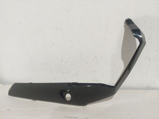 Δεξιά καρίνα από HONDA X-ADV 750 2021-24 (64421-MKT-D00ZB)