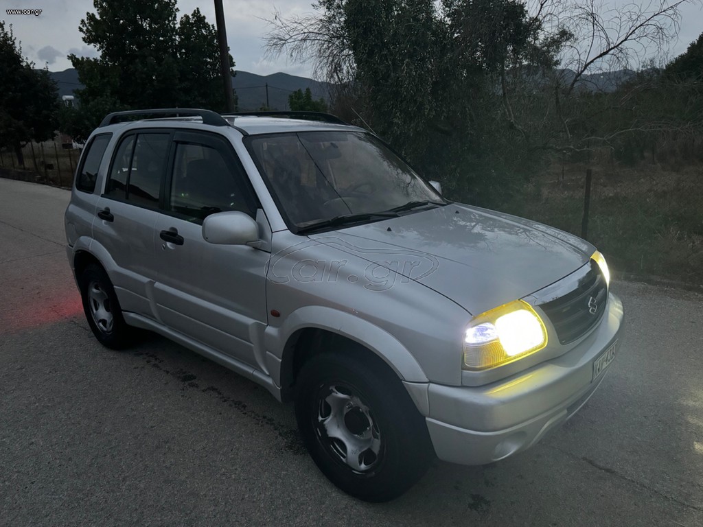 Suzuki Grand Vitara '04