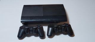 Πωλείται Playstation 3 Super Slim μαζί με 70 παιχνίδια