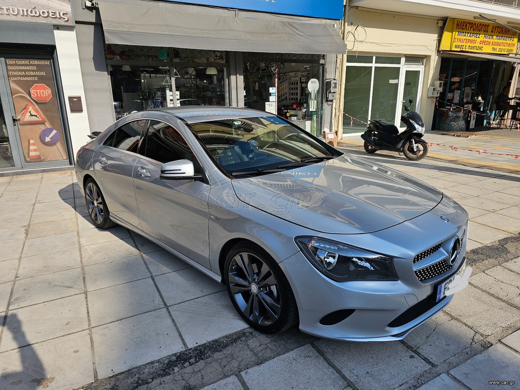 Mercedes-Benz CLA 180 2016
