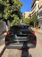 Toyota C-HR '20 1.8 HYBRID CLUB