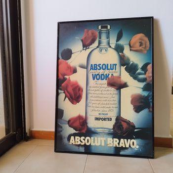 Συλλεκτικός πίνακας "Absolute Vodka" διαστάσεων 50x70, με πλαισιο