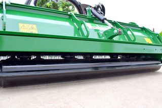 Καταστροφείς Χόρτων/Κλαδιών 2025 -AgroMachinery- 1,60Μέτρα Υδραυλικός Βαρέου Τύπου με 24 Σφ.-thumb-17