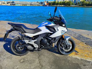 CFmoto 700 MT 2023 touring