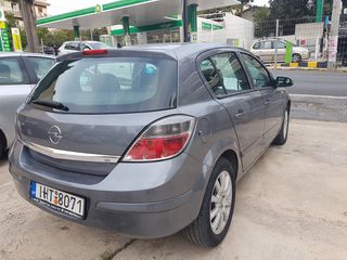 Opel Astra 2005-thumb-4