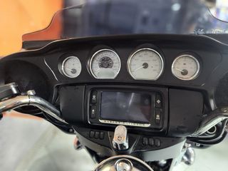 Harley Davidson Street Glide 2017 FLHX-thumb-4
