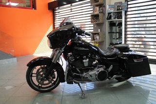 Harley Davidson Street Glide 2017 FLHX-thumb-9