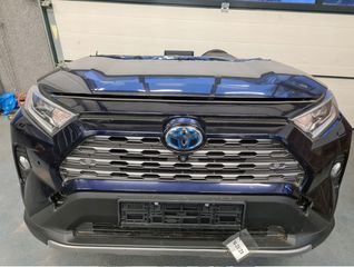 TOYOTA RAV4 V
