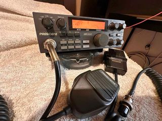 President HR 2600 SSB CB