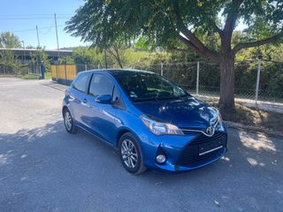 Toyota Yaris 2015