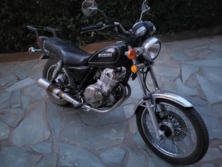 Suzuki '00 GN 250 2000