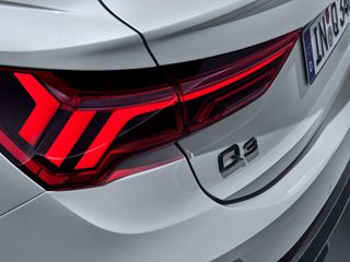 Audi Q3 F3 full led dynamic πίσω φανάρια