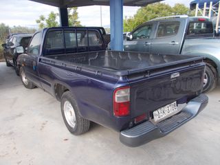 Toyota Hilux 2003 4Χ2  MOΝΟΚΑΜΠΙΝΟ D4D-thumb-5