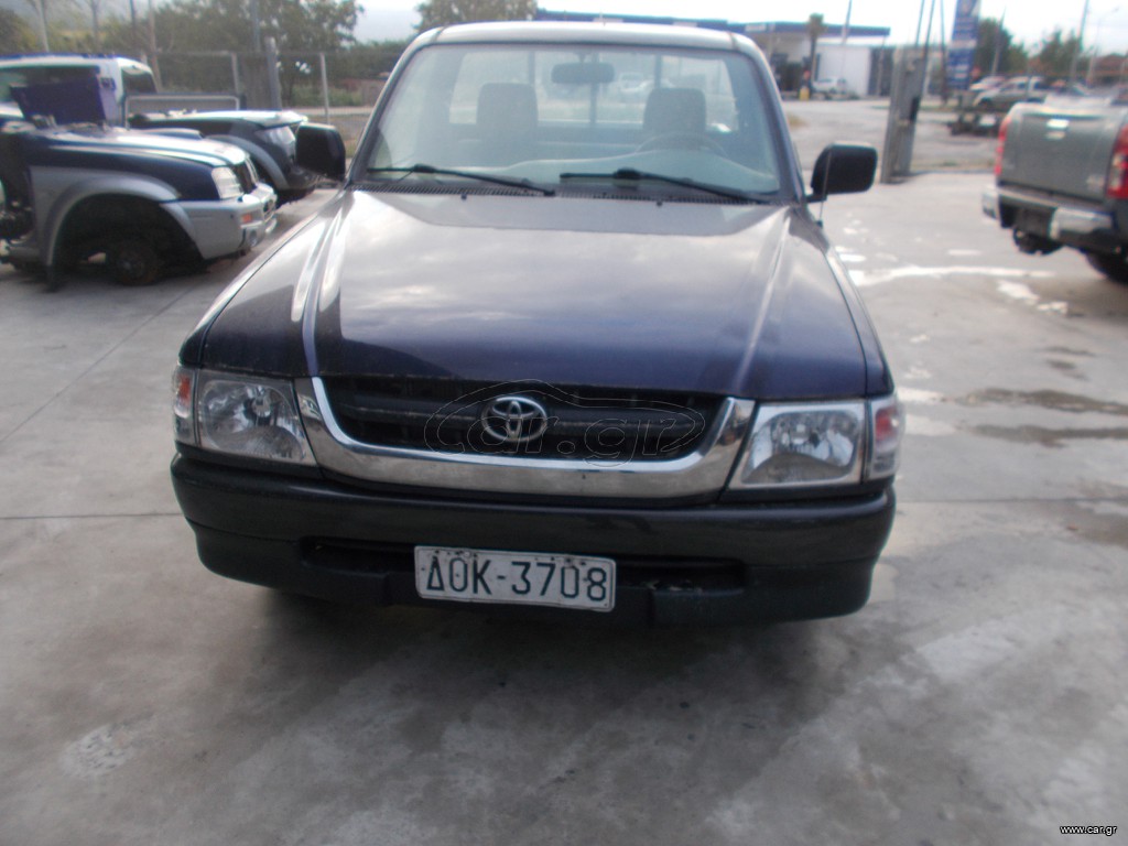 Toyota Hilux '03 4Χ2 MOΝΟΚΑΜΠΙΝΟ D4D