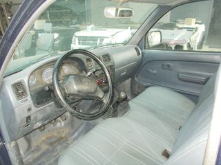 Toyota Hilux 2003 4Χ2  MOΝΟΚΑΜΠΙΝΟ D4D-thumb-14